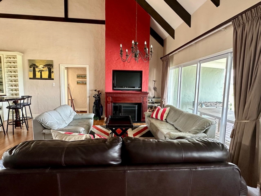 5 Bedroom Property for Sale in Katberg Eastern Cape